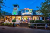 Leah’s Sunset Dreams Studio