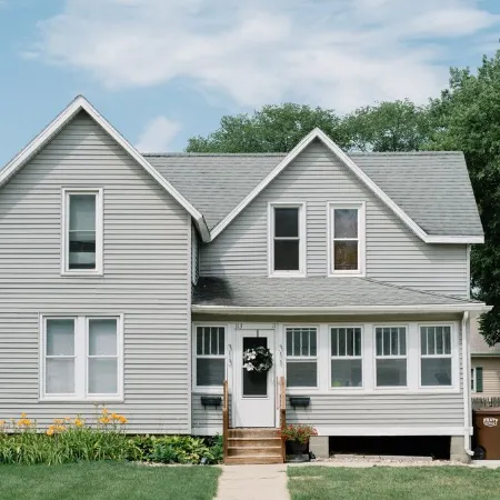 Downtown & Campus Wifi with Netflix 2Br 1Ba
