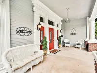 Fannie's On 5th Street-Close To Downtown And Magnolia Market - balcony