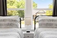 Budget-Friendly Home Deep Ellum Dallas Sleeps 16 Hotel in zona Pleasant Grove Stadium
