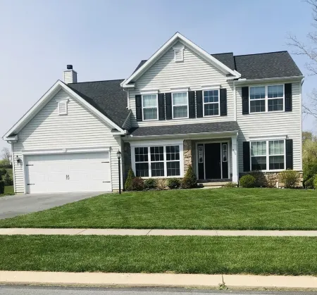 Brand new home close to Penn State