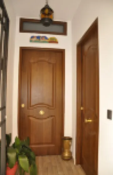 COMPLETELY RENOVATED HOUSE WITH FREE WIFI