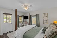 Walkable to Downtown!