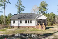 Modern Fishing Cottage with Boat Slip