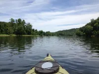 Little Blue is 190 FT from River Semi-Private Solar Lit Dock&Ramp Wifi Sleeps 8