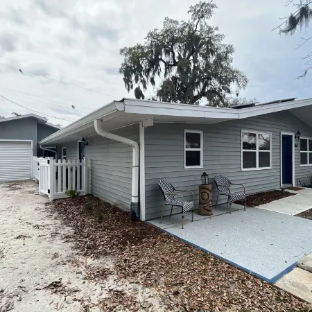 Palmetto Breeze-Coastal Retreat, Pet Friendly! Complete Refresh