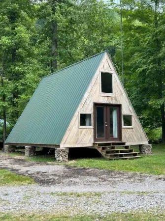 Cabin #1 Bela - Custom Built Aframe - Kid and Pet friendly
