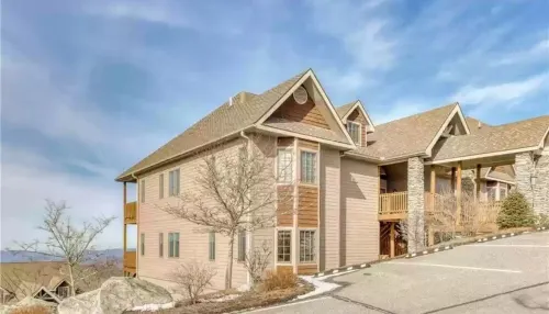 Blue Ridge Postcard View.  Long Range, Layered Mountain Views!