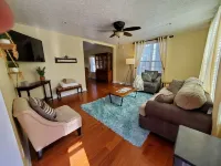 Large 3 bedroom, downtown,  central air, pet friendly