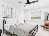 Hot Tub, Pickleball, Theater Room, Game Room!