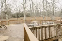 Beautiful 2 Bedroom 1.5 Bathroom home with stocked fishing ponds.