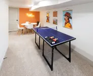 Cozy Cottage Between Zion and Bryce! Family Friendly, Firepit with Mountain View