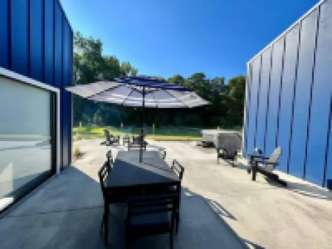 The Retreat: HotTub/FirePit/Wineries/Beach/Nature Hotels in Lake Charter Township