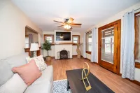 The Wright Bungalow: Near WSU/UD/WPAFB/MV Hospital