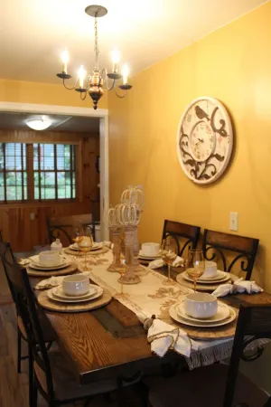 Beautiful Views, Sunrises, Pet Friendly, Comfortable!