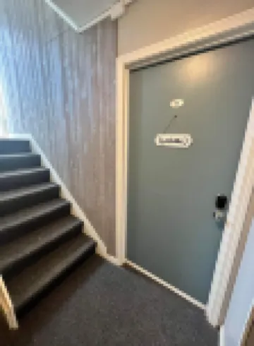 Affordable Long-Term Work or Study Rental  호텔