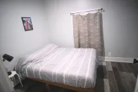 Grand Rapid's 2bedroom apartment, just a quick 3-min drive to DeVos Perform Hall