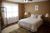 Cozy Spot In Downtown Branson, Close to Everything