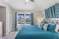 ★Remodeled tropical delight townhome★private plunge pool close to fun activities