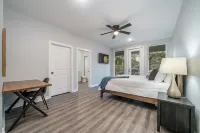 Lakefront with game room & kayaks! Sleeps 12!