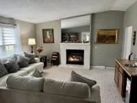 3BR/2BA Beauty near TBK sports complex. Right off I74, close to everything! 베텐도르프 호텔