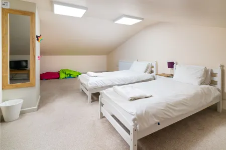 Edward's Cottage - Beautiful Family Property in Rural Hampshire