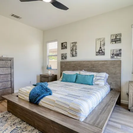 Coachella Valley Getaway: Cal-King, Hiking, Pickleball, Golf, Swim