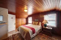 Seaside Manor: Family friendly with, great place for large group.