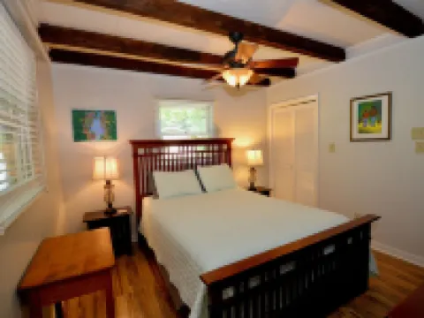 Boone/Banner Elk 3 Bedroom Pet Friendly Mountain Home Hotels in Watauga