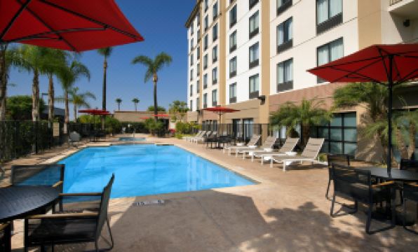 Hampton Inn & Suites Anaheim Garden Grove