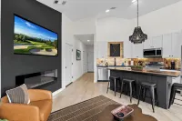 "The Albatross" One Bedroom Condo @ PGA Golf Villa