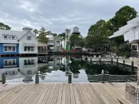 Modern Cottage close to Grayton Beach, Seaside and Watercolor.