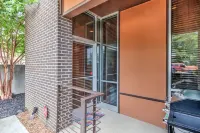 2 bedroom / 2.5 bath Memphis Condo - Prime Downtown Location! Newly Renovated