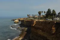 San Diego Coastal Guest House, Features Private Pool.