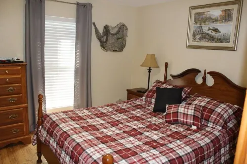 Bring your Boat to our River House and enjoy the beautiful St Johns River. - 3-Star