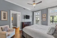 Beautiful 2 BR Watercolor Condo/Across from Beachclub/Next to Wine World!!