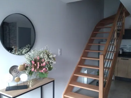 Small country house on a farm Отели в г. Дё-Севр