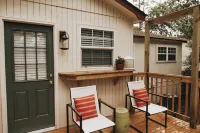 NEW! Off to the Races! Charming Cottage Close to Oaklawn Racing!