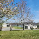 Lake it Easy at Kentucky Lake Hotels near Benton Bark Park