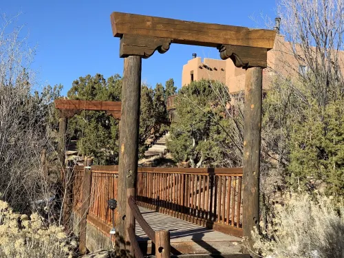 Cozy Santa Fe Southwestern Retreat