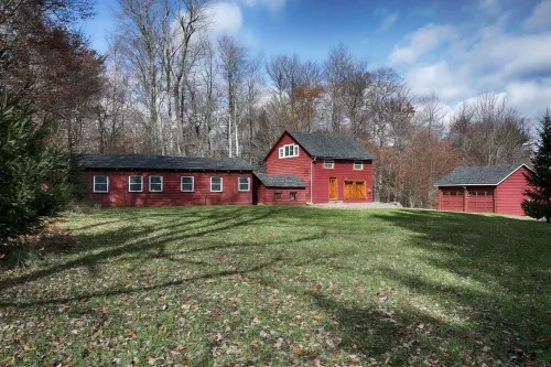 The Barn on Stoney Hollow