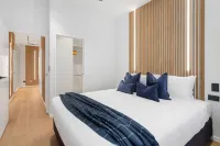 Victoria Street Apartments by Urban Rest