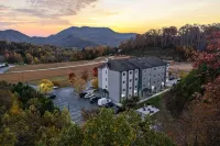 Microtel Inn & Suites by Wyndham Sylva Dillsboro Area Hotels in Dillsboro
