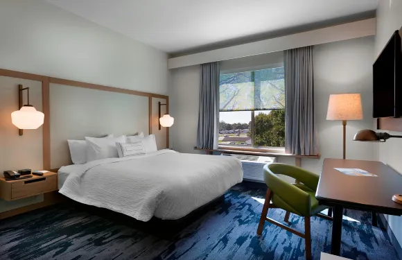 謝爾比萬楓套房酒店