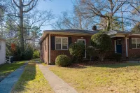 Rest Easy : King Bed : Downtown & Ft. Jackson  2Bd 1Bth