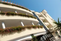 Park Hotel Kursaal Hotels near Calypso Beach