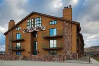 Beautiful Renovated Condo in the Heart of Granby and Grand County