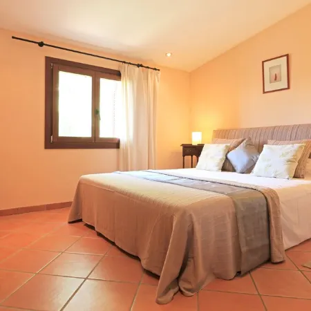Finca Marti Ferrer: Private Swimming Pool, Garden, Barbecue, WiFi, Air Conditioning.