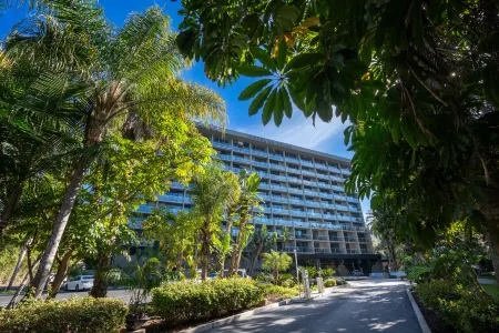 Hotel La Jolla, Curio Collection by Hilton Отели рядом с достопримечательностью «Шелл Бич»