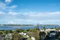Marine Quarter Apartments by CLLIX Hotels in Runaway Bay
